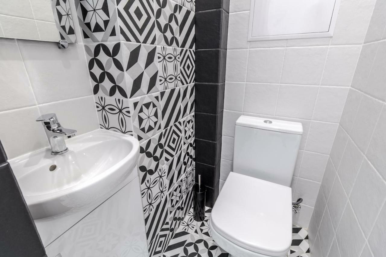 Modern Apartment Lwów Zewnętrze zdjęcie