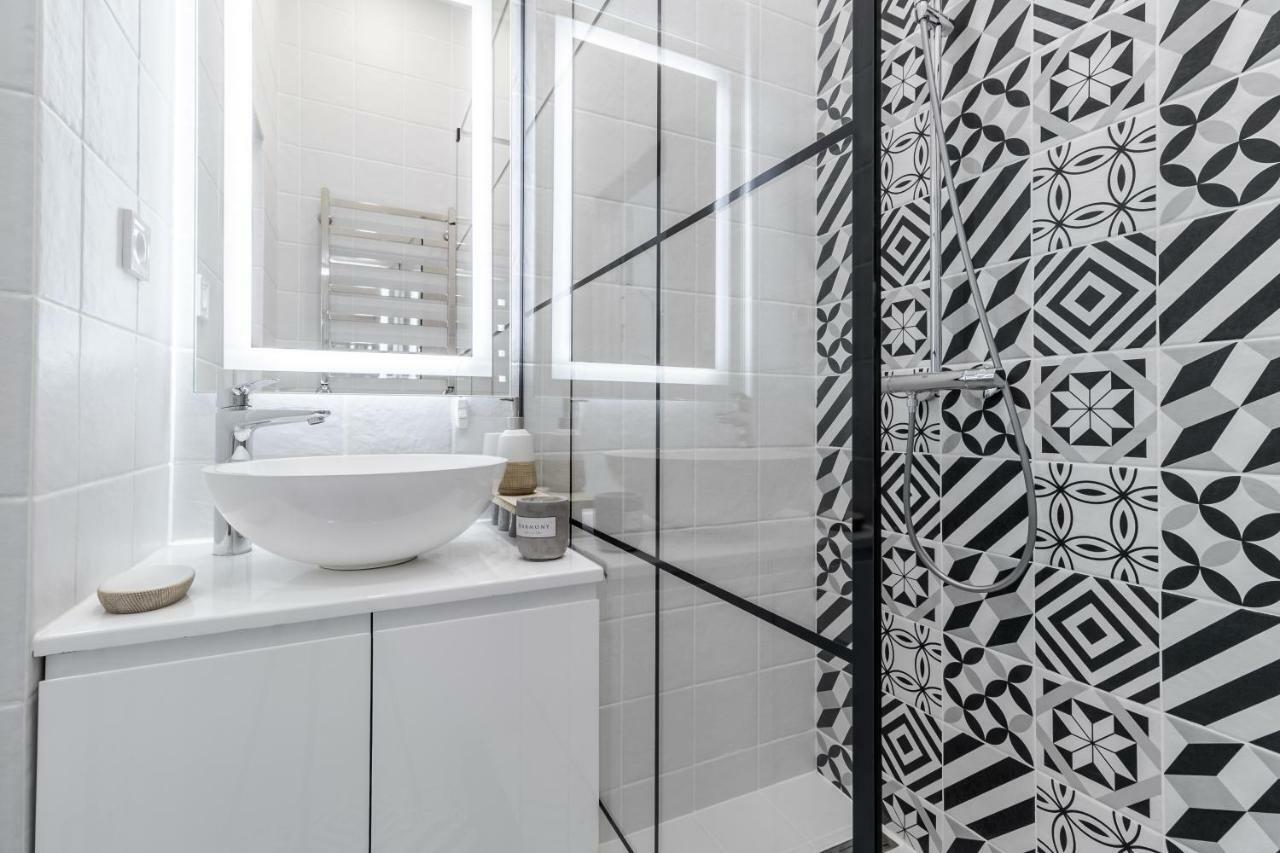 Modern Apartment Lwów Zewnętrze zdjęcie
